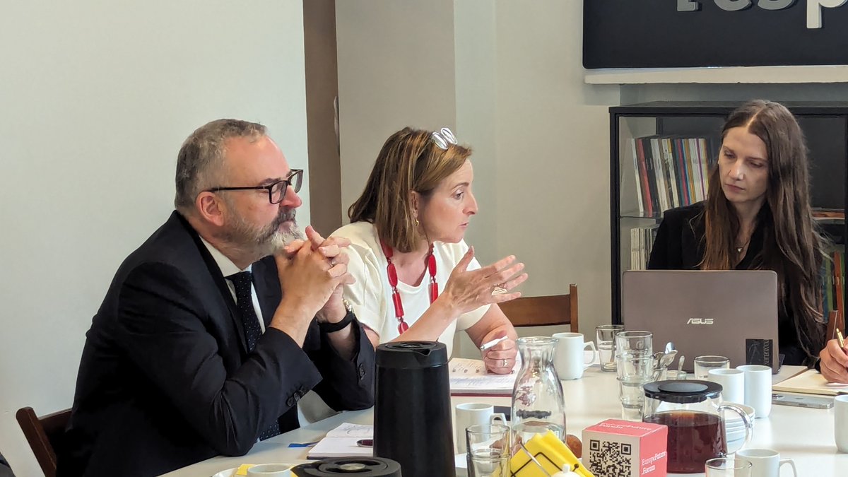 All eyes on Poland at our Visegrad Insight Breakfast! Ambassadors, diplomats &amp; experts joined us to dive into the victory of PiS candidate Karol Nawrocki 🇵🇱

What’s next? Jarosław Kaczyński is pushing for early elections and a “technical” government to topple Donald Tusk. Tusk is