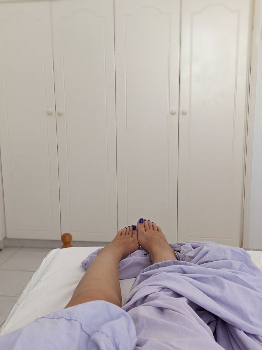 MissisFeet's tweet photo. @FeetForumArea Good morning everyone! https://t.co/aTignCBKJC