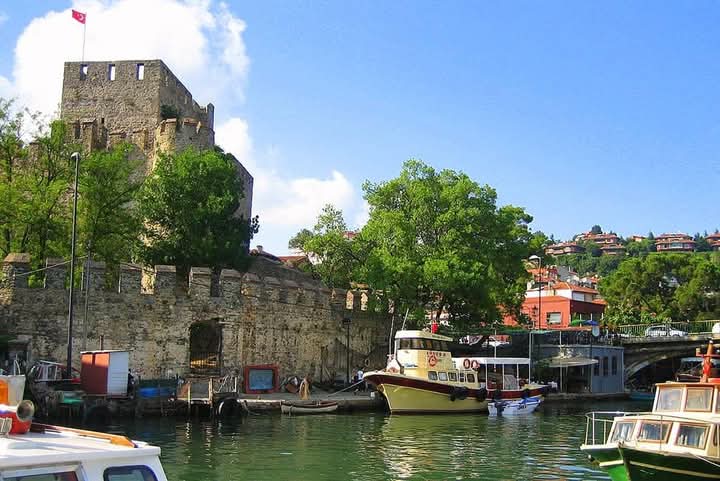 MPΛCΛL  (@mrtpcl) on Twitter photo Günaydın.. ⛅️☕️                                                                                                   --                                                                            (Anadolu Hisarı) Günaydın.. ⛅️☕️                                                                                                   --                                                                            (Anadolu Hisarı)