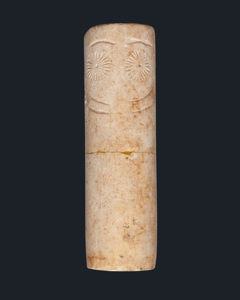 Museo Arqueológico Nacional (@manarqueologico) on Twitter photo ¿Conoces nuestra nueva incorporación en la exposición permanente? 🤔
Se trata de este ídolo calcolítico de mármol procedente de Cabezas de San Juan compra reciente de <a href="/culturagob/">Ministerio de Cultura</a>.
¿Serás capaz de resolver este #PuzleMAN en el menor tiempo posible? 😉
🔗👉run.gob.es/aar0e175 ¿Conoces nuestra nueva incorporación en la exposición permanente? 🤔
Se trata de este ídolo calcolítico de mármol procedente de Cabezas de San Juan compra reciente de <a href="/culturagob/">Ministerio de Cultura</a>.
¿Serás capaz de resolver este #PuzleMAN en el menor tiempo posible? 😉
🔗👉run.gob.es/aar0e175