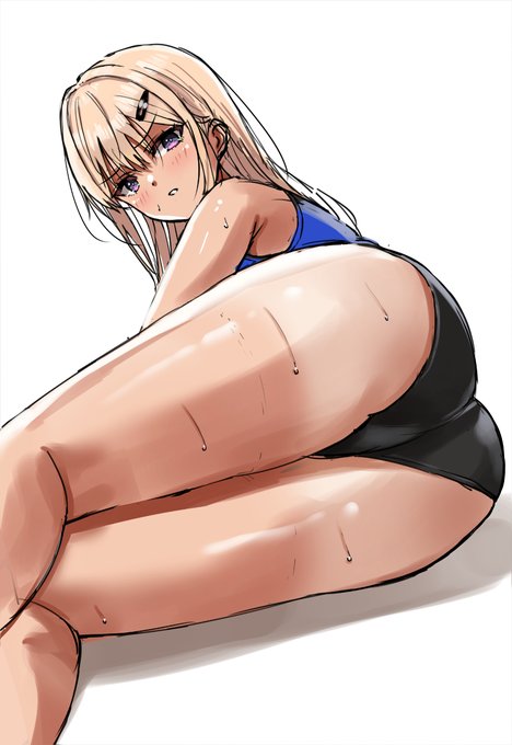 陸上ユニで座り込んだ日焼け楓ちゃんの落書き 