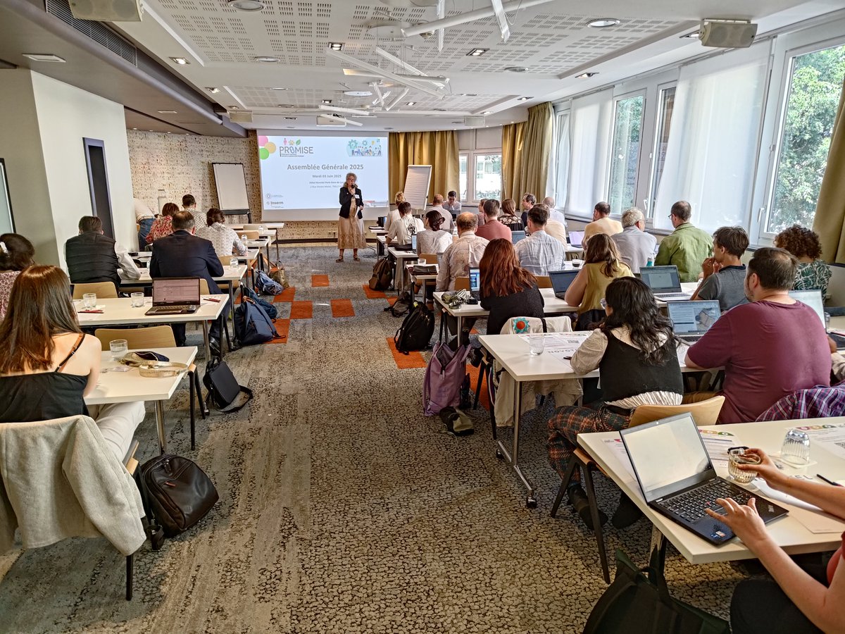 PROMISE - Professional community network on AMR tweet media