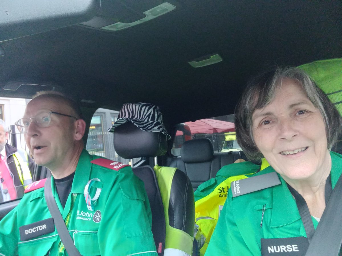 CommCandV's tweet image. Wow! Who are these people ? The spirit, commitment and enthusiasm to offer help with no financial reward is the epitome of generosity to your fellow man #altruism #sjac #justincase