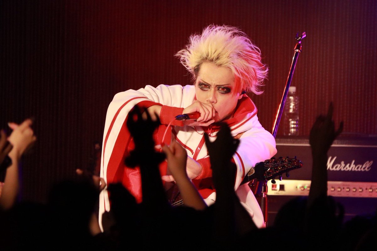 酒井参輝単独巡業「自餐自傷」千秋楽公演お疲れ様🤔 一番熱くて、一番