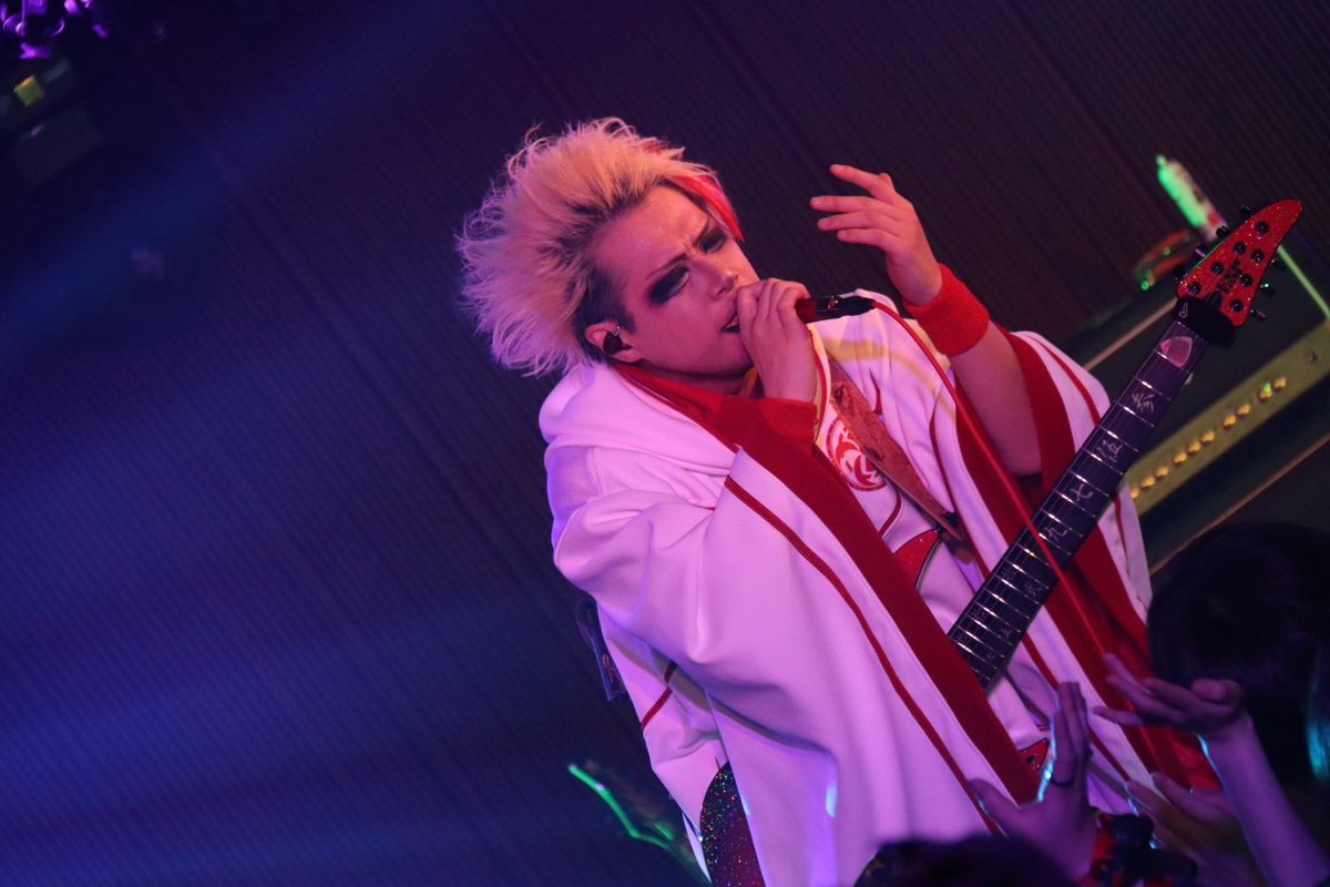 酒井参輝単独巡業「自餐自傷」千秋楽公演お疲れ様🤔 一番熱くて、一番