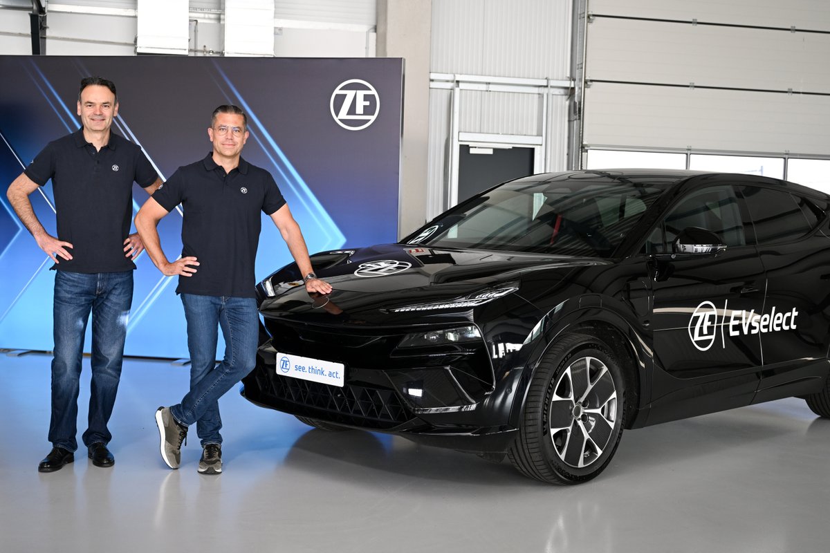 ZF zeigt auf seinem eMobility Tech Day, wie das Unternehmen die Mobilitätswende gestaltet. Einem herausfordernden Markt begegnet ZF mit dem umfassendsten Produktprogramm für elektrifizierte Antriebe.  Mehr: ow.ly/TBZL50W36lJ #ToMobilityAndBeyond #IAAMOBILITY2025