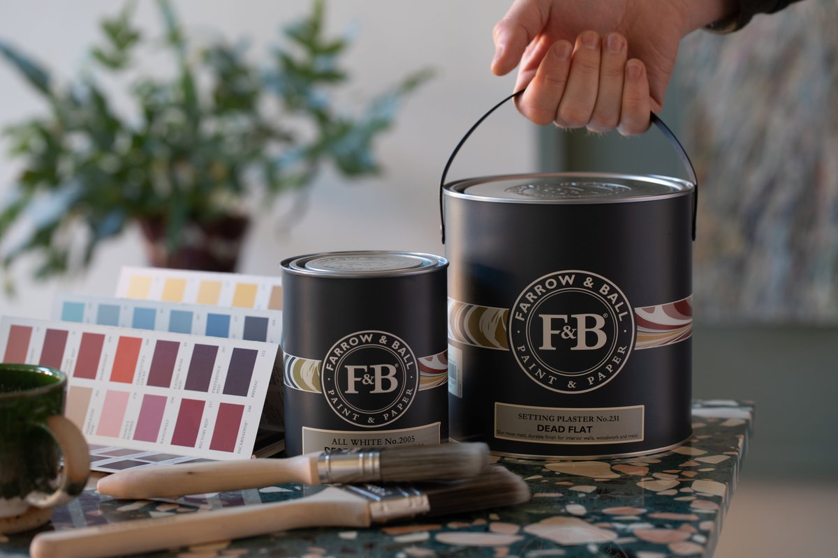 AshbyDecCentre's tweet image. #FarrowandBall Dead Flat Multi-surface emulsion.

In stock in all #colours &amp;amp; sizes from #Ashby Decorator Centre. No waiting, tinted in store.

Super Flat, for Walls, Ceilings, Woodwork &amp;amp; Metal - Perfect for #Colourdrenching

#Designerpaint #leicestershire #derbyshire #Decor #DIY
