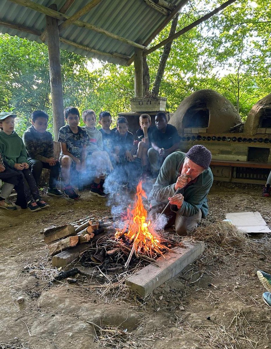 Year 5 enjoyed their campfire last night and everyone is ready for today's activities 😆