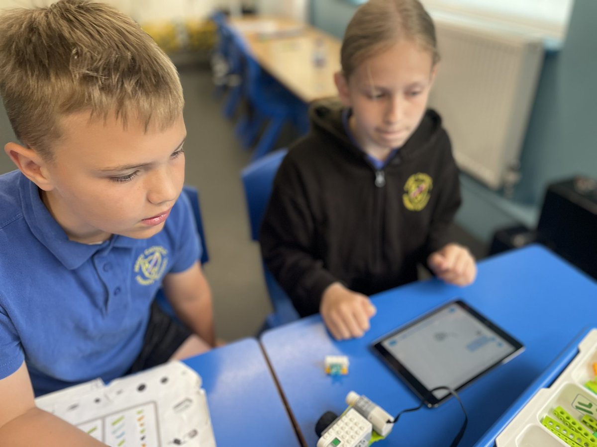 🧡 Abbey Catholic School 🧡 tweet media