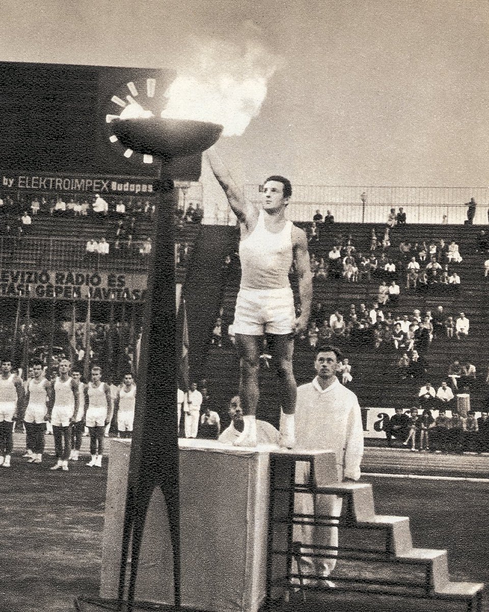 FISU's tweet image. #FISURetro ๐บ 60 years ago Budapest ๐ญ๐บ hosted the summer FISU Games.
Take a trip back through 60 years of Universiade history. The seventh stop on the FISU history tour takes us to the banks of the Danube River for the Budapest 1965 Summer Universiade.
Building on the successโฆ