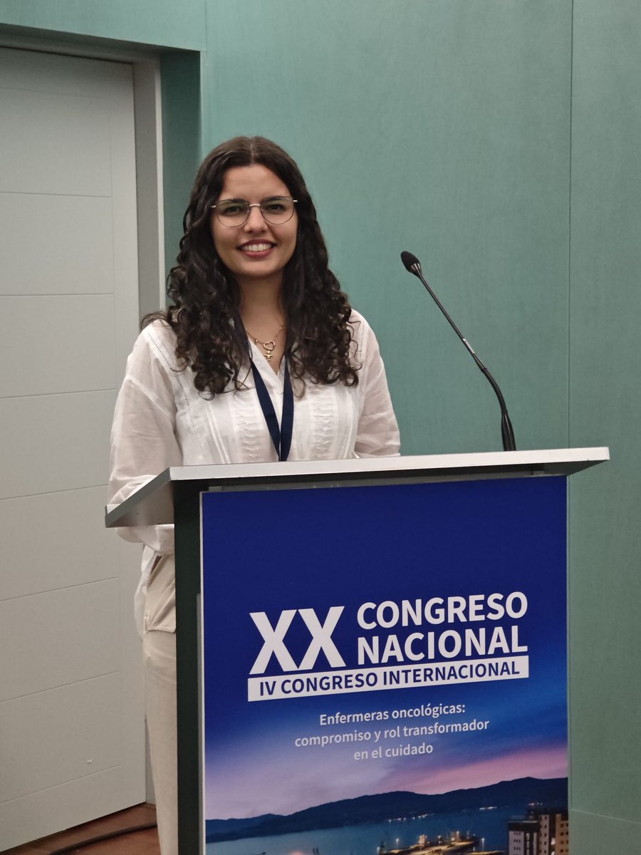 Noelia García Rueda (@ngarciarueda) on Twitter photo Magnífica intervención de <a href="/biaggianacarol/">Ana Carolina Biaggi</a> en el <a href="/_SEEO_/">Enfermería Oncológica</a> #CongresoSEEO2025 con un estudio sobre la #esperanza en familias de #supervivientes de #cancer #infantil a largo plazo. Un estudio de <a href="/care_inno/">Inno-CARE</a> <a href="/SaludUPNA/">Ciencias Salud UPNA</a> en colaboración con #Brasil Magnífica intervención de <a href="/biaggianacarol/">Ana Carolina Biaggi</a> en el <a href="/_SEEO_/">Enfermería Oncológica</a> #CongresoSEEO2025 con un estudio sobre la #esperanza en familias de #supervivientes de #cancer #infantil a largo plazo. Un estudio de <a href="/care_inno/">Inno-CARE</a> <a href="/SaludUPNA/">Ciencias Salud UPNA</a> en colaboración con #Brasil