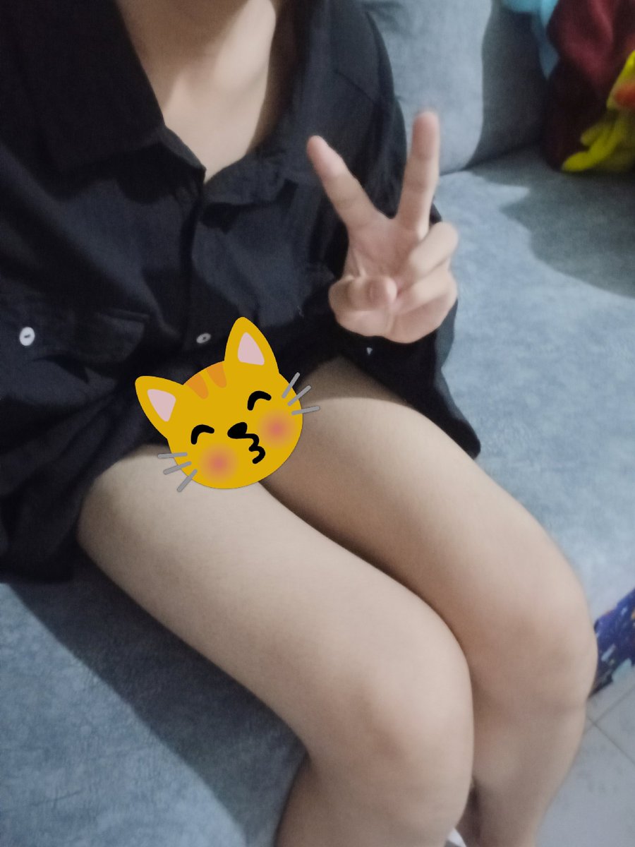 t_kan35561's tweet photo. So Cute :> https://t.co/mkxuhgJkVw