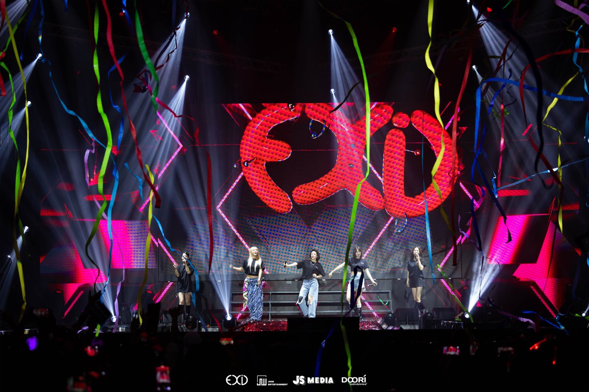 Group Photo của EXID và V-LEGGO đã về rồi đây ️🎉️🎉️🎉

Link 👉 drive.google.com/drive/folders/…

Cảm ơn mọi người vì đã cùng nhau tạo nên một kỷ niệm tuyệt vời 💖

#EXID2025FanconinVN #이엑스아이디 #EXID #솔지 #Solji #엘리 #LE #하니 #Hani #혜린 #Hyelin #정화 #Jeonghwa