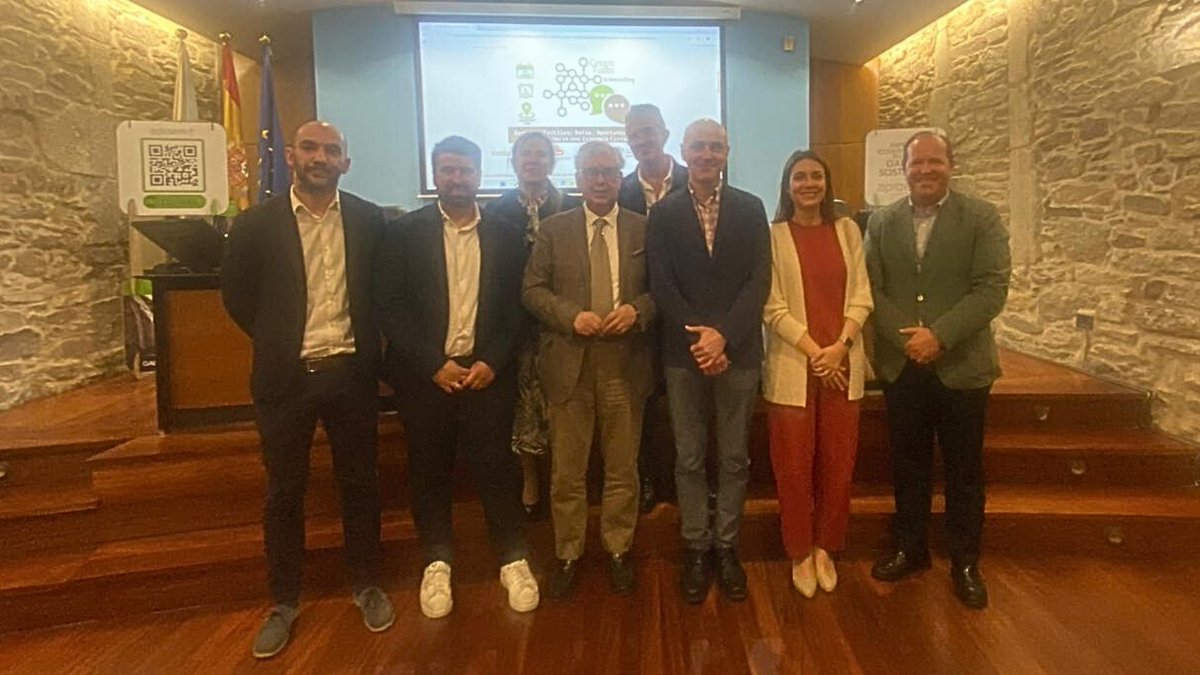 🧵 El 2 de junio celebramos en Santiago una nueva edición de #AproemaGreenTalks sobre residuos textiles ♻️ Con la participación de: @Moda_RE <a href="/Reviste_org/">RE-VISTE</a>  @Cointega  Gracias por compartir visión y compromiso hacia un modelo más sostenible. 
#EconomíaCircular #ResiduosTextiles