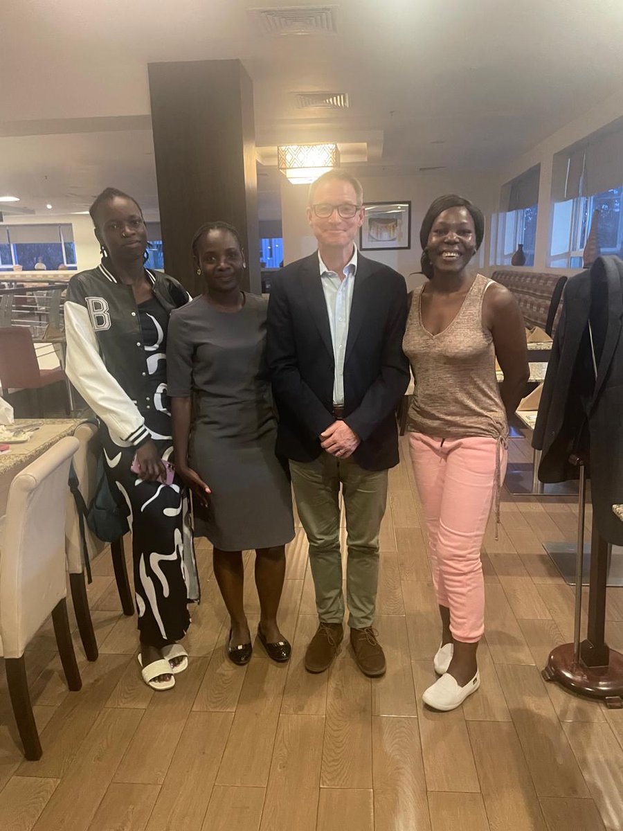 UK in Kenya π¬π§π°πͺ (@ukinkenya) on Twitter photo Supporting young innovators! π©βπ»
π¬π§ High Commissioner <a href="/FCDONeilWigan/">Neil Wigan</a> hosted a dinner for young entrepreneurs. Supported by the UKβs NikoBizz programme and @EldoHub, theyβre growing their businesses and creating jobs.
#GoFarGoTogether Supporting young innovators! π©βπ»
π¬π§ High Commissioner <a href="/FCDONeilWigan/">Neil Wigan</a> hosted a dinner for young entrepreneurs. Supported by the UKβs NikoBizz programme and @EldoHub, theyβre growing their businesses and creating jobs.
#GoFarGoTogether