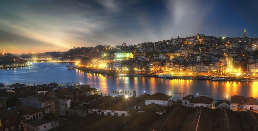 CursosaPorto's tweet photo. Que planos tens para a semana do 11 a 15 de agosto?😎

Se tens um bom nível de português mas prestar-te-ia aperfeiçoar a tua fonética e dicção, o aPorto Noturno é a tua melhor hipótese 🌝

Não deixes passar a oportunidade e inscreve-te já: https://t.co/oh7QEioOB4 https://t.co/hPm9p745X6