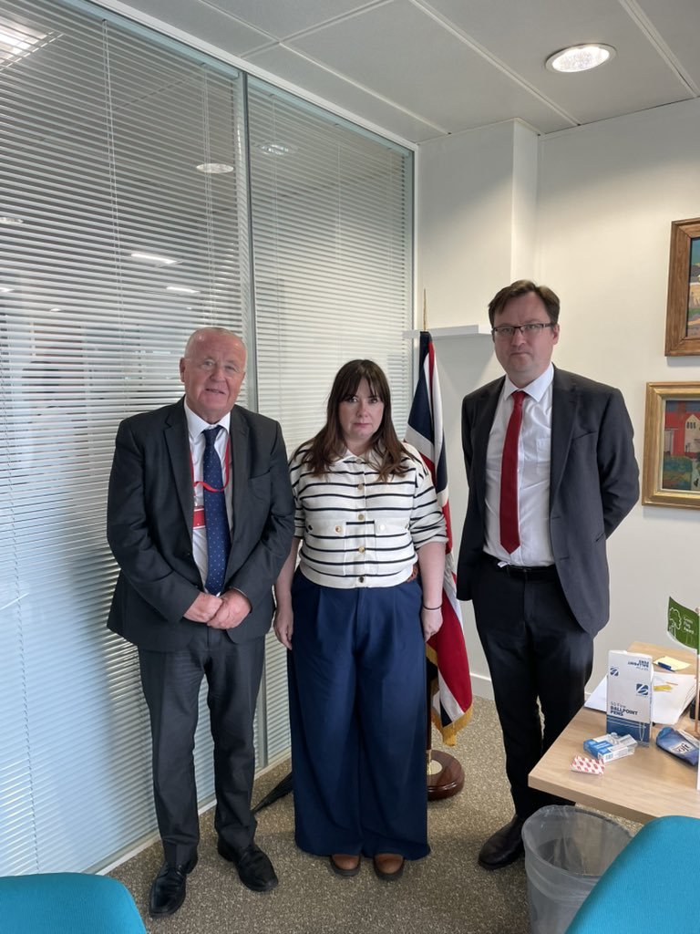 Anneliese Midgley MP (@anneliese_midge) on Twitter photo Yesterday I brought Cabinet member Cllr Tony Brennan and <a href="/KnowsleyCouncil/">Knowsley Council</a> representatives to meet Minister <a href="/AlexJJNorris/">Alex Norris MP</a> to talk about Willow Rise and Beech Rise.
It's encouraging to see the Government engaging directly. The priority must be ensuring all 160 households are Yesterday I brought Cabinet member Cllr Tony Brennan and <a href="/KnowsleyCouncil/">Knowsley Council</a> representatives to meet Minister <a href="/AlexJJNorris/">Alex Norris MP</a> to talk about Willow Rise and Beech Rise.
It's encouraging to see the Government engaging directly. The priority must be ensuring all 160 households are