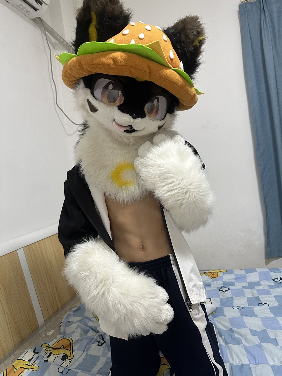 七全月 tweet media