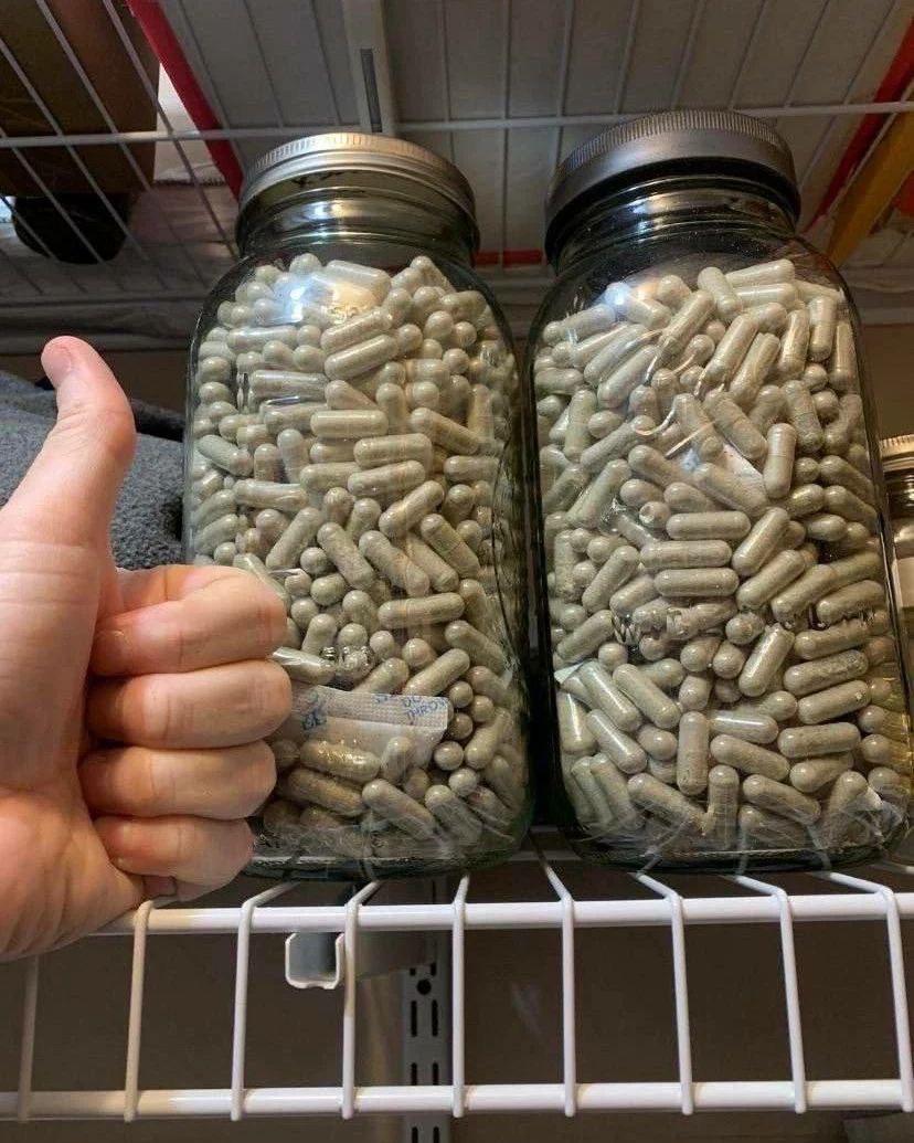 Mushrooms 🍄 🍄 &amp; Mushroom micro doses 💊💊

Best quality 👌 

Open my telegram page via link on my bio for more details cheers 🍻