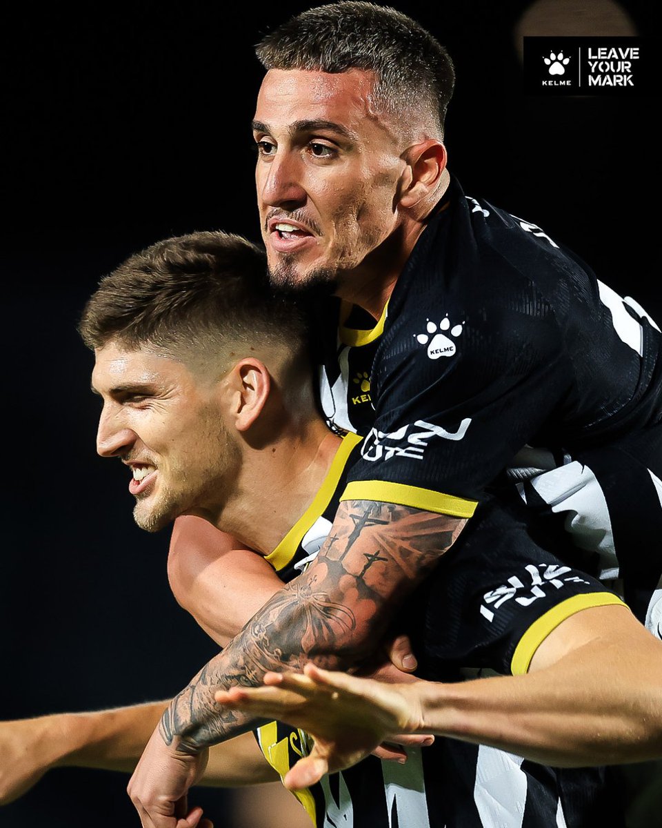 KELME España (@kelmesports) on Twitter photo 𝗞𝗘𝗟𝗠𝗘 🇦🇺 | <a href="/mfcbulls/">Macarthur FC</a> 🐂
Una temporada llena de lucha, garra y orgullo.
Gracias por dejarlo TODO en cada partido.
Ahora es momento de recargar, reconstruir… y volver más fuertes. 🔥
💥 La nueva temporada se prepara desde ya.
💪 La pasión no descansa.
#LeaveYourMark 𝗞𝗘𝗟𝗠𝗘 🇦🇺 | <a href="/mfcbulls/">Macarthur FC</a> 🐂
Una temporada llena de lucha, garra y orgullo.
Gracias por dejarlo TODO en cada partido.
Ahora es momento de recargar, reconstruir… y volver más fuertes. 🔥
💥 La nueva temporada se prepara desde ya.
💪 La pasión no descansa.
#LeaveYourMark