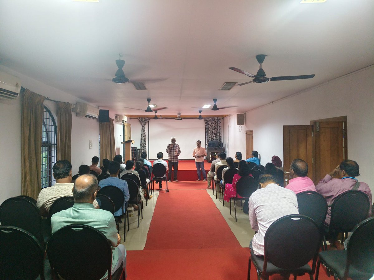 uba_iitpkd's tweet image. Unnat Bharat Abhiyan - RCI IIT Palakkad, with Palakkad District Public Library and Mariwala Health Initiative, Mumbai, screened the documentary &apos;Wounds of Pyre: Inside the Minds of Cremation Workers&apos; by Babitha Gowtham and Sahil Valmiki on May 30, 2025, at PDPL Hall.