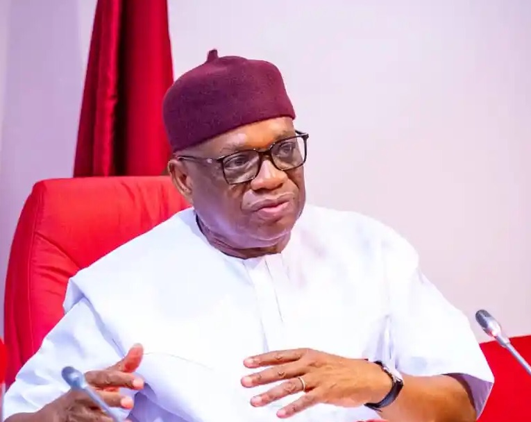 lindaikeji's tweet photo. Senator Orji Uzor Kalu has claimed that some powerful Nigerian politicians, business elites, and civil servants are secretly supporting Boko Haram to create insecurity and weaken President Tinubu’s government for their own political gain. https://t.co/ICK1v0AMdA