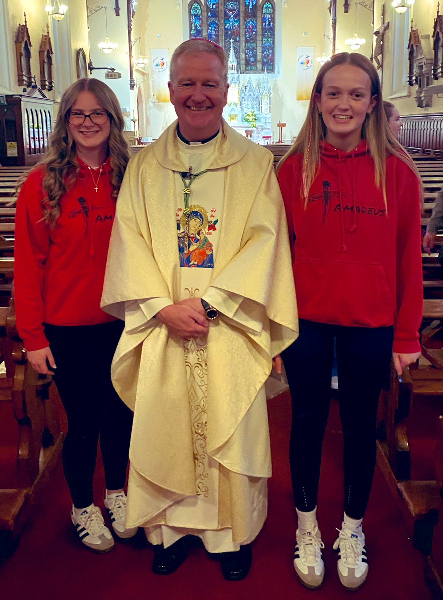 Bishop Paul Dempsey (@bishop_dempsey) on Twitter photo Nice to be back in my former parish of Newbridge for the annual Novena. Great to meet former parishioners & to see so many young people so active in the parish! <a href="/newbridgeparish/">Newbridge Parish</a> <a href="/dublindiocese/">Archdiocese of Dublin</a> <a href="/IrishCathNews/">The Irish Catholic</a> Nice to be back in my former parish of Newbridge for the annual Novena. Great to meet former parishioners & to see so many young people so active in the parish! <a href="/newbridgeparish/">Newbridge Parish</a> <a href="/dublindiocese/">Archdiocese of Dublin</a> <a href="/IrishCathNews/">The Irish Catholic</a>