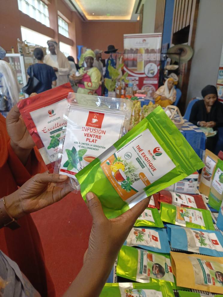 Cipmen's tweet image. #mardi_d_impact
👏 Fierté pour le #CIPMEN ! Notre incubée, #NUTRISAT, sacrée Ambassadrice du "consommons local" au Salon @MadeInNigerExpo  🇳🇪
Une distinction est le reflet d’un engagement fort pour la transformation locale ! 
#Entrepreneuriat #MadeInNiger 
@OIM_Niger @aics_it