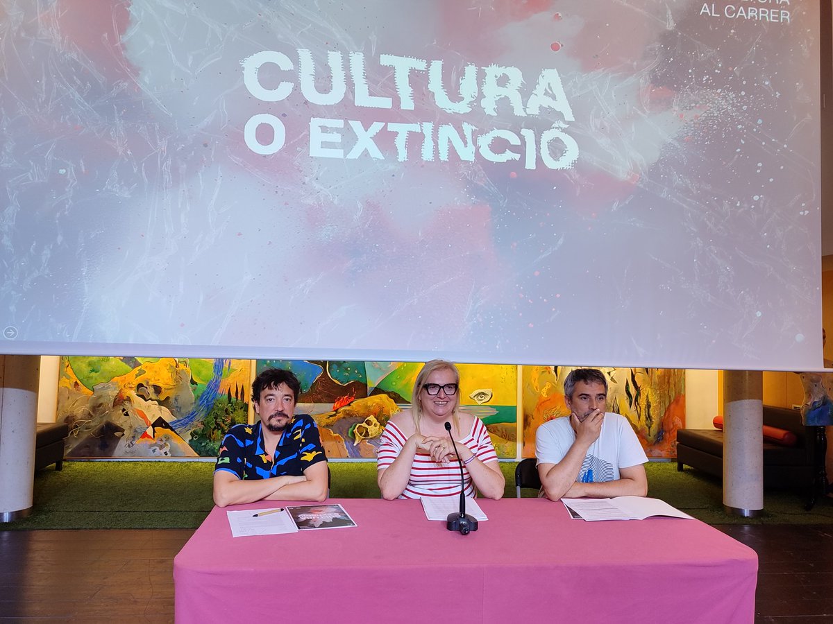 Laura Casas (@laurywinslow) on Twitter photo 🤹 La tercera edició del festival Cultura o Extinció arribarà del 25 al 28 de juny.
🎭 Circ, dansa, espectacles itinerants, microteatre i tallers familiars farciran una programació que també busca conscienciar sobre la crisi climàtica.
Informa <a href="/tarragonaradio/">Tarragona Ràdio 🟣</a>. 🤹 La tercera edició del festival Cultura o Extinció arribarà del 25 al 28 de juny.
🎭 Circ, dansa, espectacles itinerants, microteatre i tallers familiars farciran una programació que també busca conscienciar sobre la crisi climàtica.
Informa <a href="/tarragonaradio/">Tarragona Ràdio 🟣</a>.