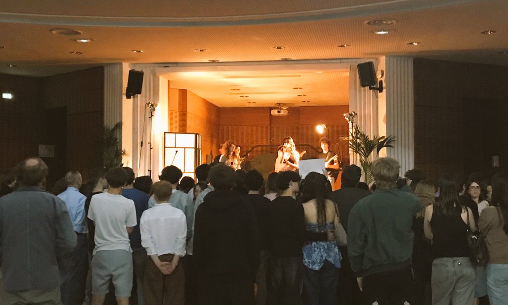 Soirée du club de musique du lycée : un concert marqué par l’énergie et le talent !
lyc-jules-ferry.fr/?p=15310