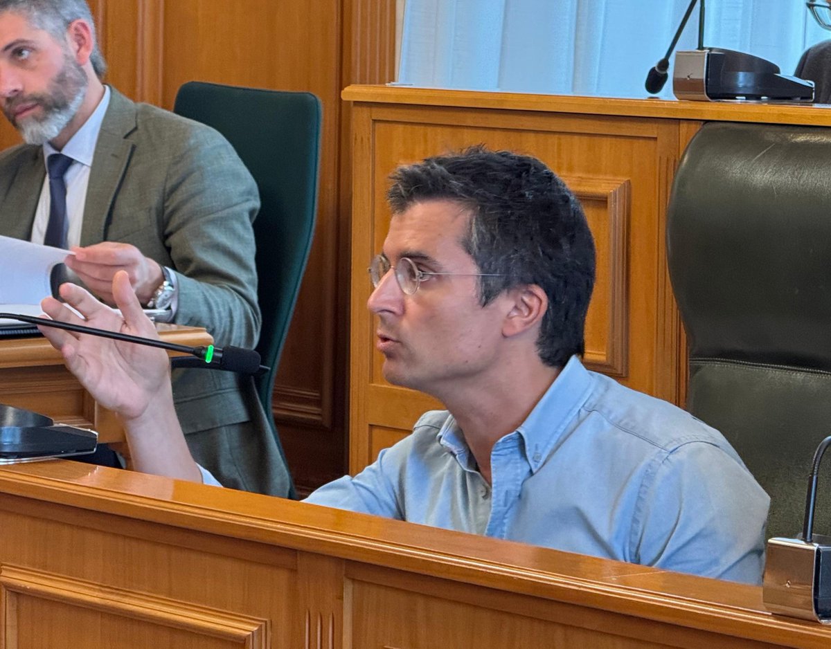 PP | Santiago (@popularesstgo) on Twitter photo 🗣️ <a href="/borja_verea/">borja verea</a>:"As bonificacións do Goberno central ao Xacobeo 2027, que no anterior Ano Santo supuxeron para os galegos 28 M€, deberían estar xa en marcha.
O que realmente falta é a vontade política dos socialistas, queremos saber por que non están activas e cando o estarán". 🗣️ <a href="/borja_verea/">borja verea</a>:"As bonificacións do Goberno central ao Xacobeo 2027, que no anterior Ano Santo supuxeron para os galegos 28 M€, deberían estar xa en marcha.
O que realmente falta é a vontade política dos socialistas, queremos saber por que non están activas e cando o estarán".