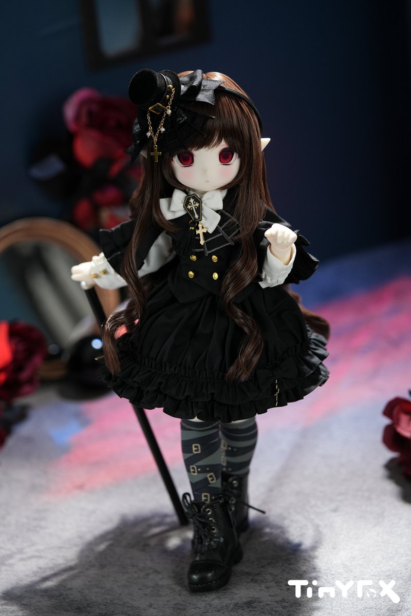 🦊TinyFox新作1/6サイズドール
🦇【Vampire･Countess】吸血鬼女伯爵　パンドラ

📅2025年6月4日AM10：00より予約開始

パンドラの最後の宿敵が、ついに倒れた。
未練もなく、救いもなく、ただ永遠の命だけが、その瞬間、新たな牢獄へと姿を変えた。