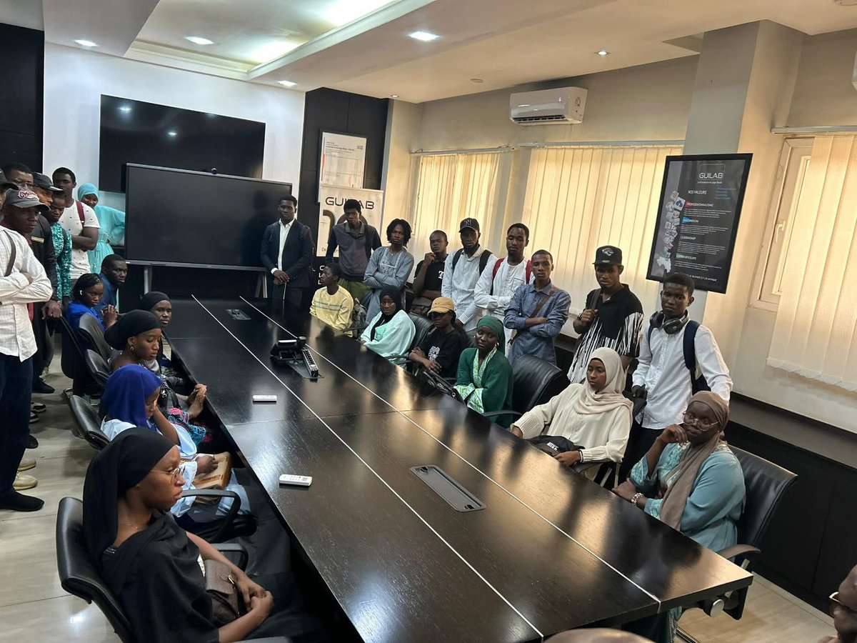 GuilabGN's tweet image. GUILAB SA  | 𝗔𝗰𝗰𝘂𝗲𝗶𝗹 𝗱𝗲𝘀 𝗲́𝘁𝘂𝗱𝗶𝗮𝗻𝘁𝘀 𝗱𝗲 𝗹’𝗨𝗻𝗶𝘃𝗲𝗿𝘀𝗶𝘁𝗲́ 𝗞𝗼𝗳𝗶 𝗔𝗻𝗻𝗮𝗻 𝗱𝗲 𝗚𝘂𝗶𝗻𝗲́𝗲.
𝗖𝗼𝗻𝗮𝗸𝗿𝘆, 𝗹𝗲 𝟯𝟬 𝗺𝗮𝗶 𝟮𝟬𝟮𝟱.
GUILAB SA
#LaGuinéenneDeLargeBande
#ConnecterLaGuinéeEtLeMonde
#VisiteÉtudiants
#KofiAnnan
#Télécommunication