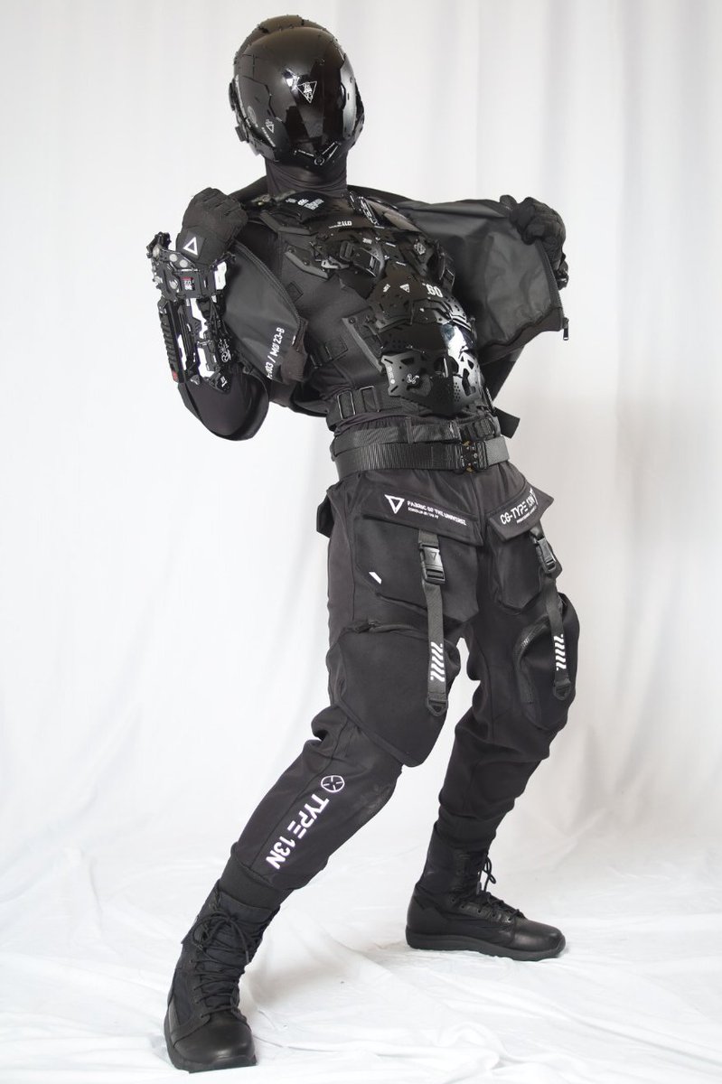 45LC1873's tweet image. アーマーと呼ぶにはちょいと装甲不足かもしれぬが……今後に期待してくれ……目指せフルアーマー……！
📷️ #otuphoto
#魅せろ自慢のアーマー装備
#ばしオフ撮影会
#studioAjito
#3Re 
#中央町戦術工芸