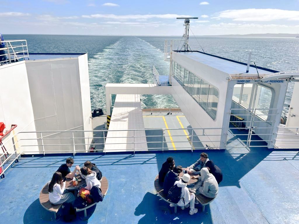 Voyage des élèves en spécialité AMC : « Londres entre tradition et modernité » 🇬🇧
lyc-jules-ferry.fr/?p=14664