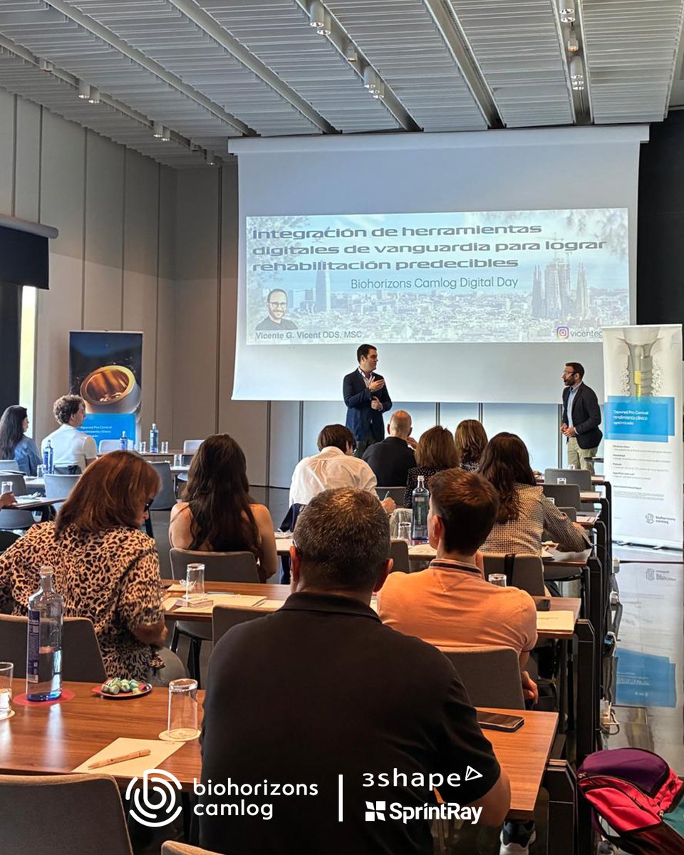 BHCLGroupEs's tweet photo. Gracias a todos los asistentes del Digital Day #Barcelona 2025 😎👏🙌también queremos agradecer la participación de @3Shape y @SprintRay en este evento. Un reconocimento especial al Dr. Vicente Gimeno https://t.co/2KVLafuk5g