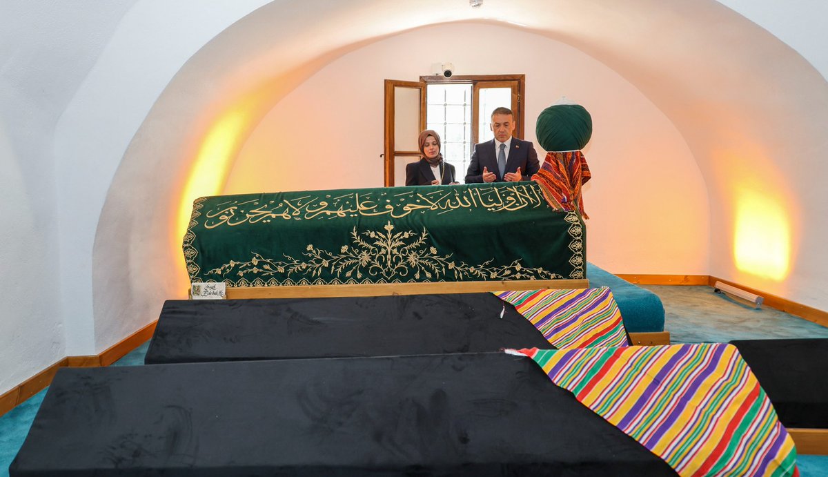 🇹🇷Osmanlı İmparatorluğu’nun manevi kurucusu Şeyh Edebali’nin huzurunda dualarımızı ederek, dirilişin, kuruluşun ve kurtuluşun şehri Bilecik’imizde göreve başladık.