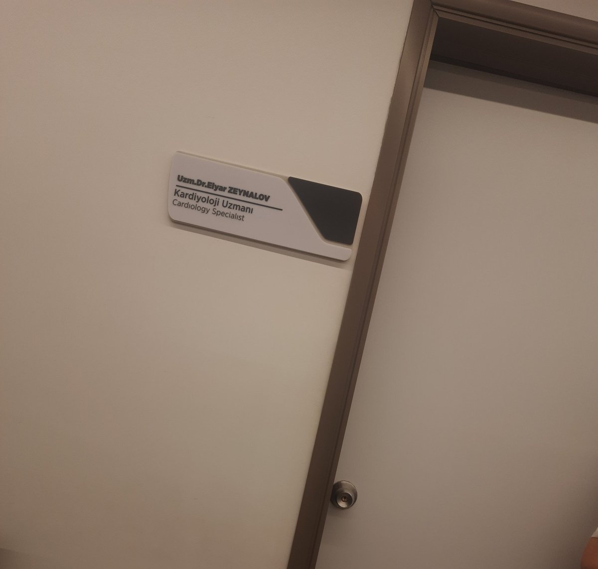 Dr kalbin iyi durumda yeniden üzebilirler seni dedi. 
İzin verdi..🤣