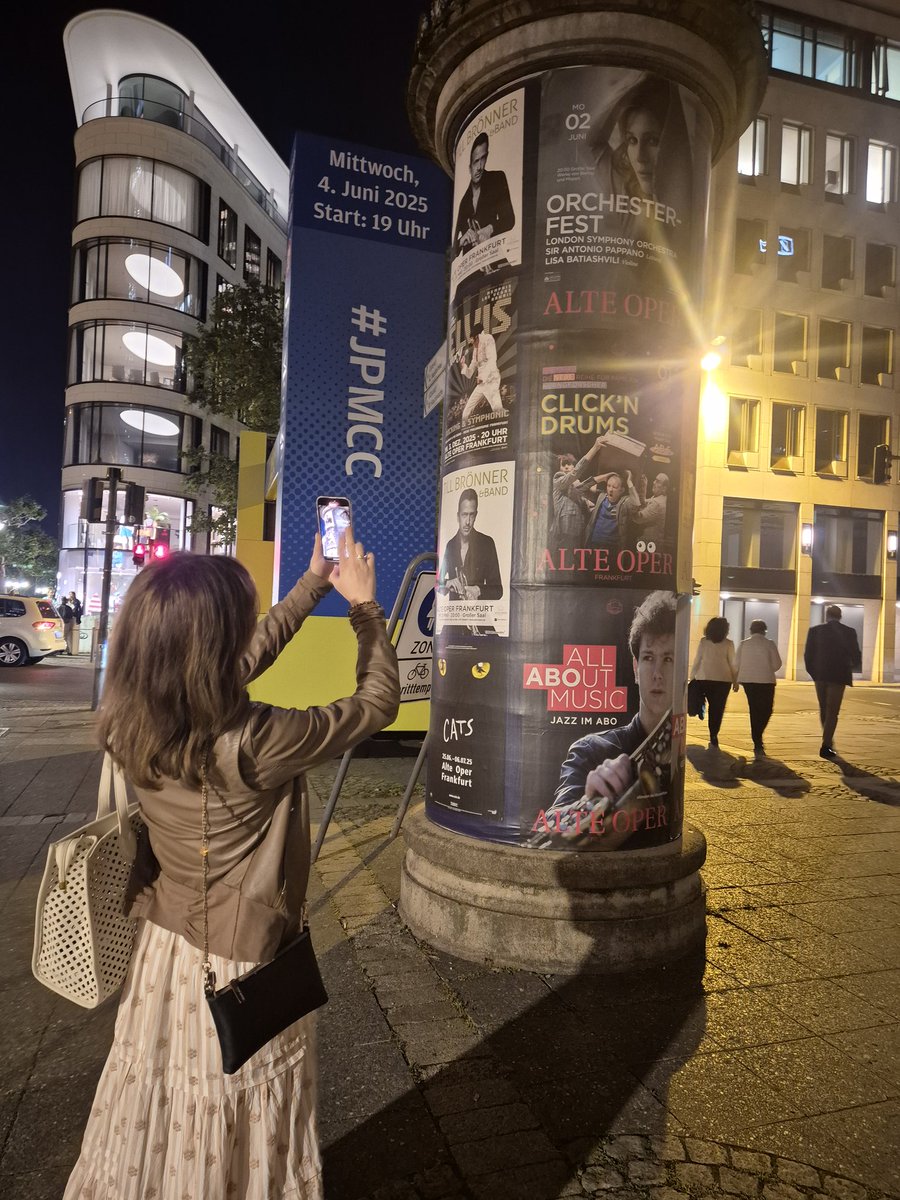 Maxine Kwok (@maxinekwokvln) on Twitter photo .<a href="/lisabatiashvili/">Lisa Batiashvili</a> spots her friend's poster in Frankfurt! <a href="/Till_Bronner/">Till BrÃķnner</a>
<a href="/londonsymphony/">London Symphony Orchestra</a> .<a href="/lisabatiashvili/">Lisa Batiashvili</a> spots her friend's poster in Frankfurt! <a href="/Till_Bronner/">Till BrÃķnner</a>
<a href="/londonsymphony/">London Symphony Orchestra</a>