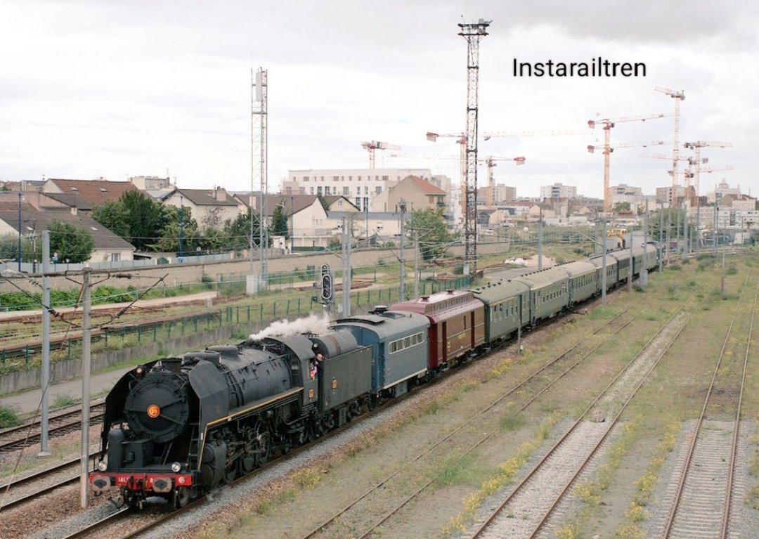 europa_tren's tweet photo. La Mikado 141R840 del AAATV-CVL con un tren especial Cormeilles en Parisis>Amiens en Le Blanc Mesnil, septiembre de 2024. Foto: Ezequiel Pérez Martínez #EuropaTren #instarailtren #Sncf #MFPN #Vapor141R #PatrimonioFerroviario #IledeFrance #France🇫🇷 #FelizMartes https://t.co/DI0UgH2ZUc