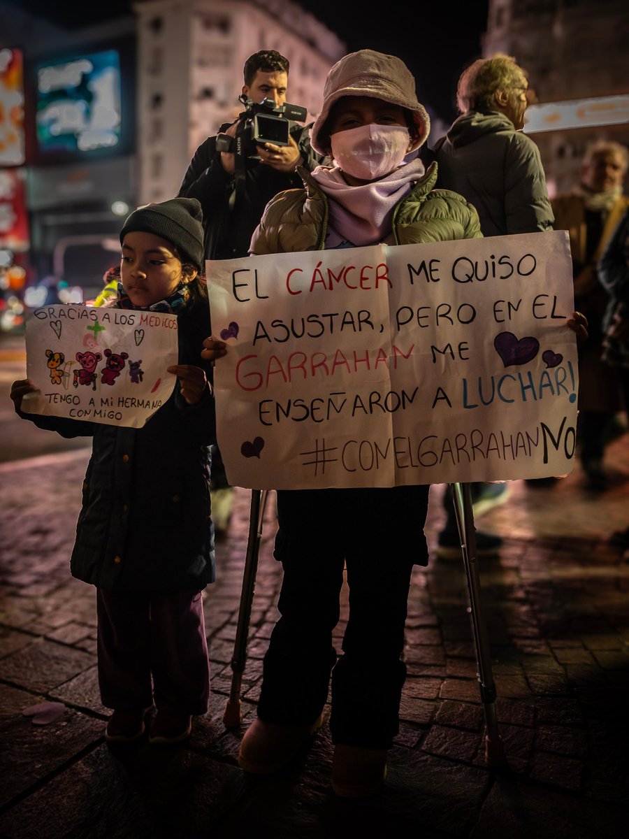 ResisGarrahan's tweet photo. Esto es el Garrahan…los pacientes y sus familias, seguimos luchando para poder servirlos con un salario digno💜✊🏼 #FuerzaGarrahan https://t.co/5ACnS7qlB8