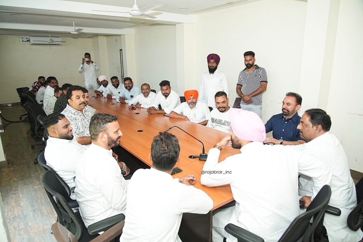 Punjab Congress (@incpunjab) on Twitter photo เจ
เฉฑเจ เจชเฉฐเจเจพเจฌ เจเจพเจเจเจฐเจธ เจญเจตเจจ เจตเจฟเจเฉ เจชเฉฐเจเจพเจฌ เจชเฉเจฐเจฆเฉเจธเจผ เจเจพเจเจเจฐเจธ เจเจฎเฉเจเฉ เจฆเฉ เจชเฉเจฐเจงเจพเจจ เจธ. เจ
เจฎเจฐเจฟเฉฐเจฆเจฐ เจธเจฟเฉฐเจ เจฐเจพเจเจพ เจตเฉเจฟเฉฐเจ เจเฉ เจจเฉ เจนเจฒเจเจฟเจเจ เจฆเฉ เจเฉเจเจฐเจกเฉเจจเฉเจเจฐ เจธเจพเจนเจฟเจฌเจพเจจเจพเจ เจจเจพเจฒ เจฎเฉเจเจฟเฉฐเจ เจเฉเจคเฉเฅค เจเจธ เจฎเฉเจเจฟเฉฐเจ เจฆเจพ เจฎเฉเฉฑเจ เฉณเฉเจฆเจธเจผ เจเจผเจฎเฉเจจเฉ เจชเฉฑเจงเจฐ เจฆเฉ เจฐเจฟเจชเฉเจฐเจ เจฒเฉเจฃเจพ เจ
เจคเฉ เจชเจพเจฐเจเฉ เจฆเฉ เจฎเจเจผเจฌเฉเจคเฉ เจฒเจ เจตเจฟเจเจพเจฐ เจตเจเจพเจเจฆเจฐเจพ เจเจฐเจจเจพ เจธเฉเฅค
<a href="/RajaBrar_INC/">Amarinder Singh Raja Warring</a> เจ
เฉฑเจ เจชเฉฐเจเจพเจฌ เจเจพเจเจเจฐเจธ เจญเจตเจจ เจตเจฟเจเฉ เจชเฉฐเจเจพเจฌ เจชเฉเจฐเจฆเฉเจธเจผ เจเจพเจเจเจฐเจธ เจเจฎเฉเจเฉ เจฆเฉ เจชเฉเจฐเจงเจพเจจ เจธ. เจ
เจฎเจฐเจฟเฉฐเจฆเจฐ เจธเจฟเฉฐเจ เจฐเจพเจเจพ เจตเฉเจฟเฉฐเจ เจเฉ เจจเฉ เจนเจฒเจเจฟเจเจ เจฆเฉ เจเฉเจเจฐเจกเฉเจจเฉเจเจฐ เจธเจพเจนเจฟเจฌเจพเจจเจพเจ เจจเจพเจฒ เจฎเฉเจเจฟเฉฐเจ เจเฉเจคเฉเฅค เจเจธ เจฎเฉเจเจฟเฉฐเจ เจฆเจพ เจฎเฉเฉฑเจ เฉณเฉเจฆเจธเจผ เจเจผเจฎเฉเจจเฉ เจชเฉฑเจงเจฐ เจฆเฉ เจฐเจฟเจชเฉเจฐเจ เจฒเฉเจฃเจพ เจ
เจคเฉ เจชเจพเจฐเจเฉ เจฆเฉ เจฎเจเจผเจฌเฉเจคเฉ เจฒเจ เจตเจฟเจเจพเจฐ เจตเจเจพเจเจฆเจฐเจพ เจเจฐเจจเจพ เจธเฉเฅค
<a href="/RajaBrar_INC/">Amarinder Singh Raja Warring</a>