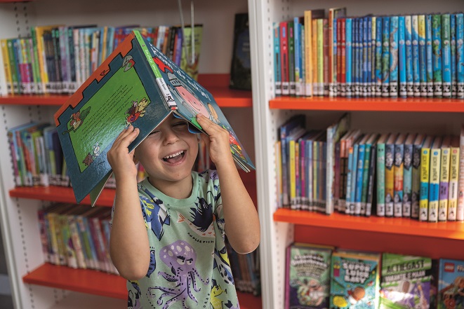 Heerlijk, we hebben een Pinksterweekend om naar uit te kijken. Lekker, toch?  Dus haal je boeken vast in huis, want de bibliotheek is zondag 8 en maandag 9 juni gesloten. Online kun je natuurlijk wel terecht: bit.ly/48vuLTR

#deBibliotheekSchiedam #Pinksteren #schiedam
