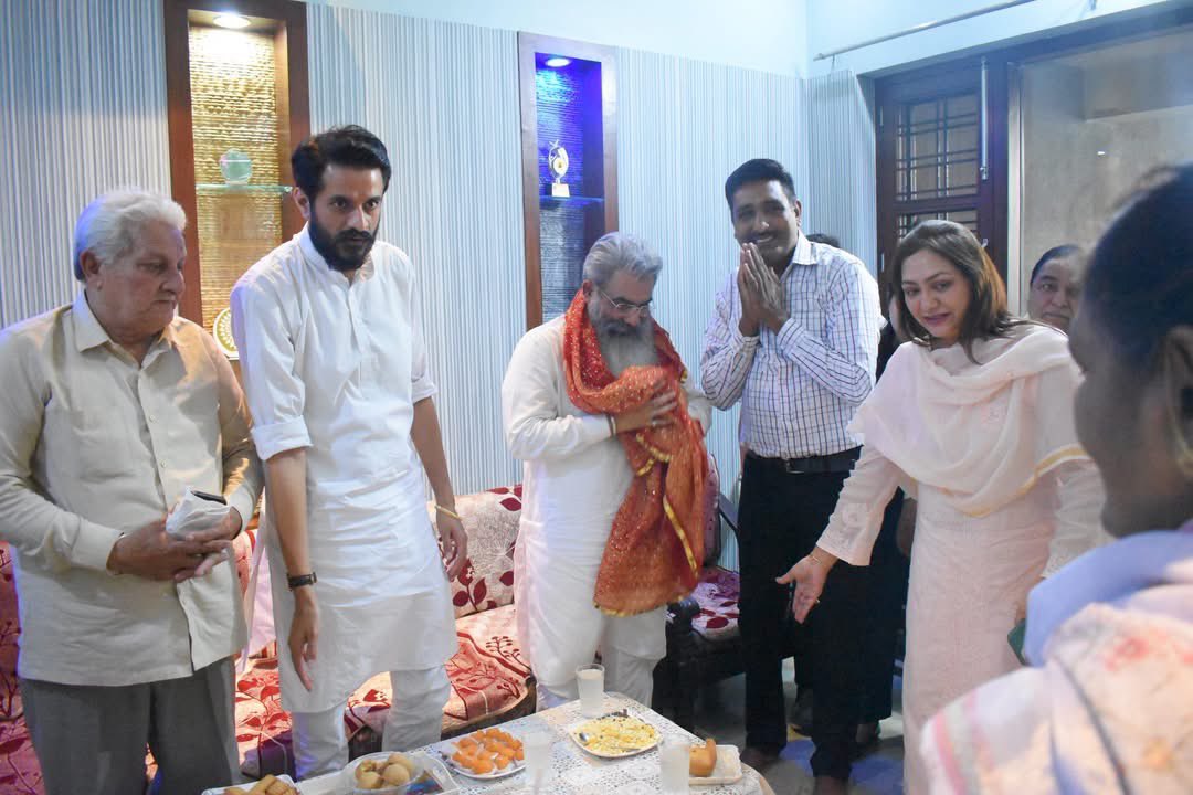 Punjab Congress (@incpunjab) on Twitter photo เจเฉเจฃ เจชเฉเจฐเจเจพเจฐ เจฆเฉ เจฎเฉฑเจฆเฉเจจเจเจผเจฐ เจฐเฉฑเจเจฆเฉ เจนเฉเจ เจนเจฒเจเจพ เจฒเฉเจงเจฟเจเจฃเจพ เจชเฉฑเจเจฎเฉ เจคเฉเจ เจเจพเจเจเจฐเจธเฉ เจเจฎเฉเจฆเจตเจพเจฐ เจธเจผเฉเจฐเฉ เจญเจพเจฐเจค เจญเฉเจธเจผเจจ เจเจธเจผเฉ เจเฉ เจจเฉ เจฒเฉเจงเจฟเจเจฃเจพ เจฆเฉ เจฆเฉเจต เจจเจเจฐ เจฆเฉ เจตเจธเจจเฉเจเจพเจ เจจเจพเจฒ เจฎเฉเจฒเจพเจเจพเจค เจเฉเจคเฉเฅค
<a href="/BB__Ashu/">Bharat Bhushan Ashu</a> เจเฉเจฃ เจชเฉเจฐเจเจพเจฐ เจฆเฉ เจฎเฉฑเจฆเฉเจจเจเจผเจฐ เจฐเฉฑเจเจฆเฉ เจนเฉเจ เจนเจฒเจเจพ เจฒเฉเจงเจฟเจเจฃเจพ เจชเฉฑเจเจฎเฉ เจคเฉเจ เจเจพเจเจเจฐเจธเฉ เจเจฎเฉเจฆเจตเจพเจฐ เจธเจผเฉเจฐเฉ เจญเจพเจฐเจค เจญเฉเจธเจผเจจ เจเจธเจผเฉ เจเฉ เจจเฉ เจฒเฉเจงเจฟเจเจฃเจพ เจฆเฉ เจฆเฉเจต เจจเจเจฐ เจฆเฉ เจตเจธเจจเฉเจเจพเจ เจจเจพเจฒ เจฎเฉเจฒเจพเจเจพเจค เจเฉเจคเฉเฅค
<a href="/BB__Ashu/">Bharat Bhushan Ashu</a>