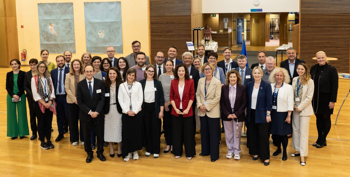 Eurochambres (@eurochambres) on Twitter photo At today's European Education Area implementation dialogue with EVP <a href="/RoxanaMinzatu/">Roxana Mînzatu</a> , our CEO <a href="/BenJButters/">Ben Butters</a> highlighted the importance of effective governance, simplified funding and labour market data as key factors in tackling skills shortages & mismatches. At today's European Education Area implementation dialogue with EVP <a href="/RoxanaMinzatu/">Roxana Mînzatu</a> , our CEO <a href="/BenJButters/">Ben Butters</a> highlighted the importance of effective governance, simplified funding and labour market data as key factors in tackling skills shortages & mismatches.