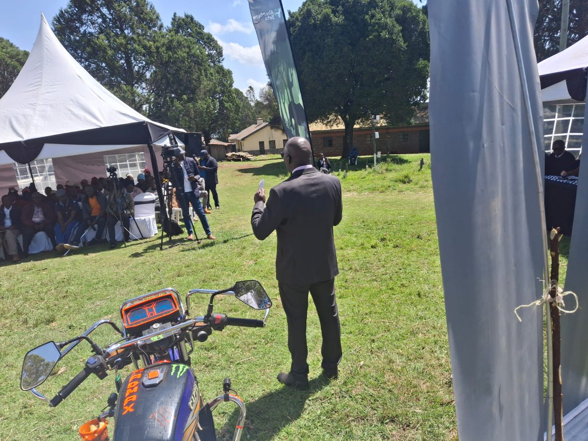 Director in charge of Road Safety Dr Andrew Kiplagat addressing Bodaboda operators and later leading in tree planting in Shamata Nyandarua county. The event was graced by UN Secretary General envoy for Road safety Mr. Jean Todt. #UsalamaBarabarani #NTSA
