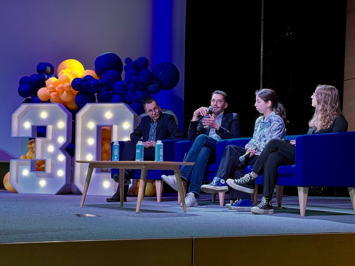 🎓 Émue et fière d’avoir célébré les 30 ans de l’<a href="/UTTroyes/">UTT à Troyes</a>.

Un projet visionnaire né sous l’impulsion de Philippe Adnot, hors des cadres établis.

L’UTT incarne l’alliance entre technologie, humanisme européen et ancrage territorial.

Cap sur 2035 !