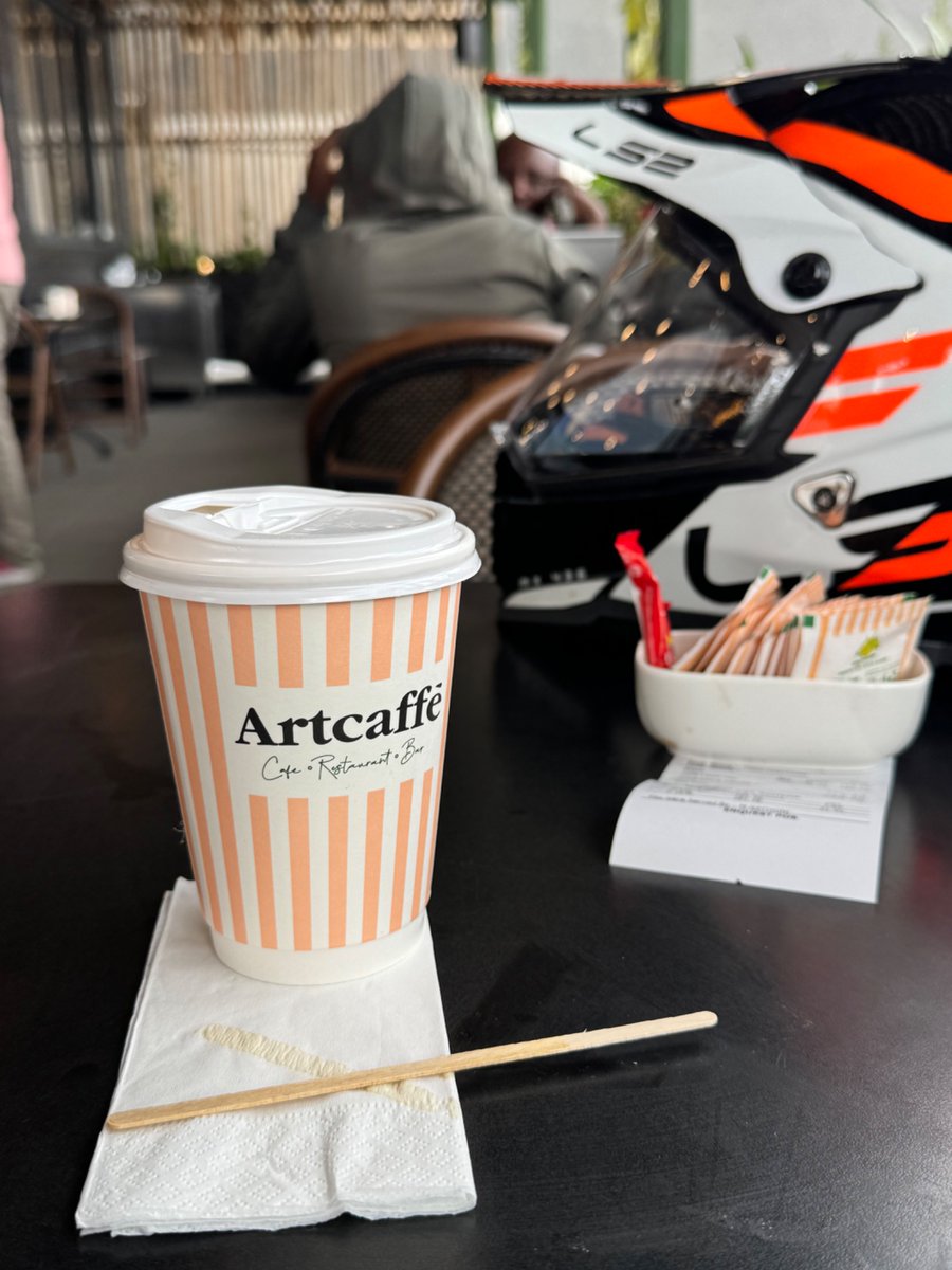 It’s interesting how this small, dusty town has so many restaurants and hotels — Java, Dormans, KFC, Pizza Inn/Chicken Inn, several high-end local spots, and now even ArtCaffe. There’s also Fairmont, Sarova, and a growing number of other upscale establishments.