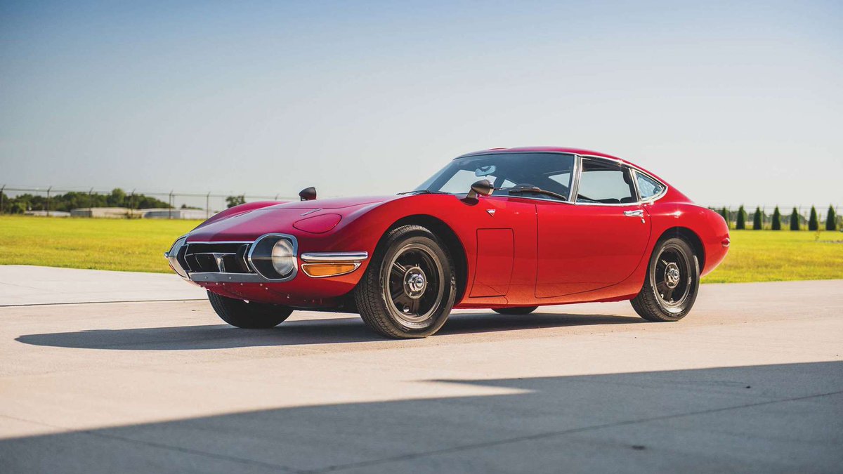 #1960s #Toyota 2000GT OK not #quirky but damn it's #cool! 😎