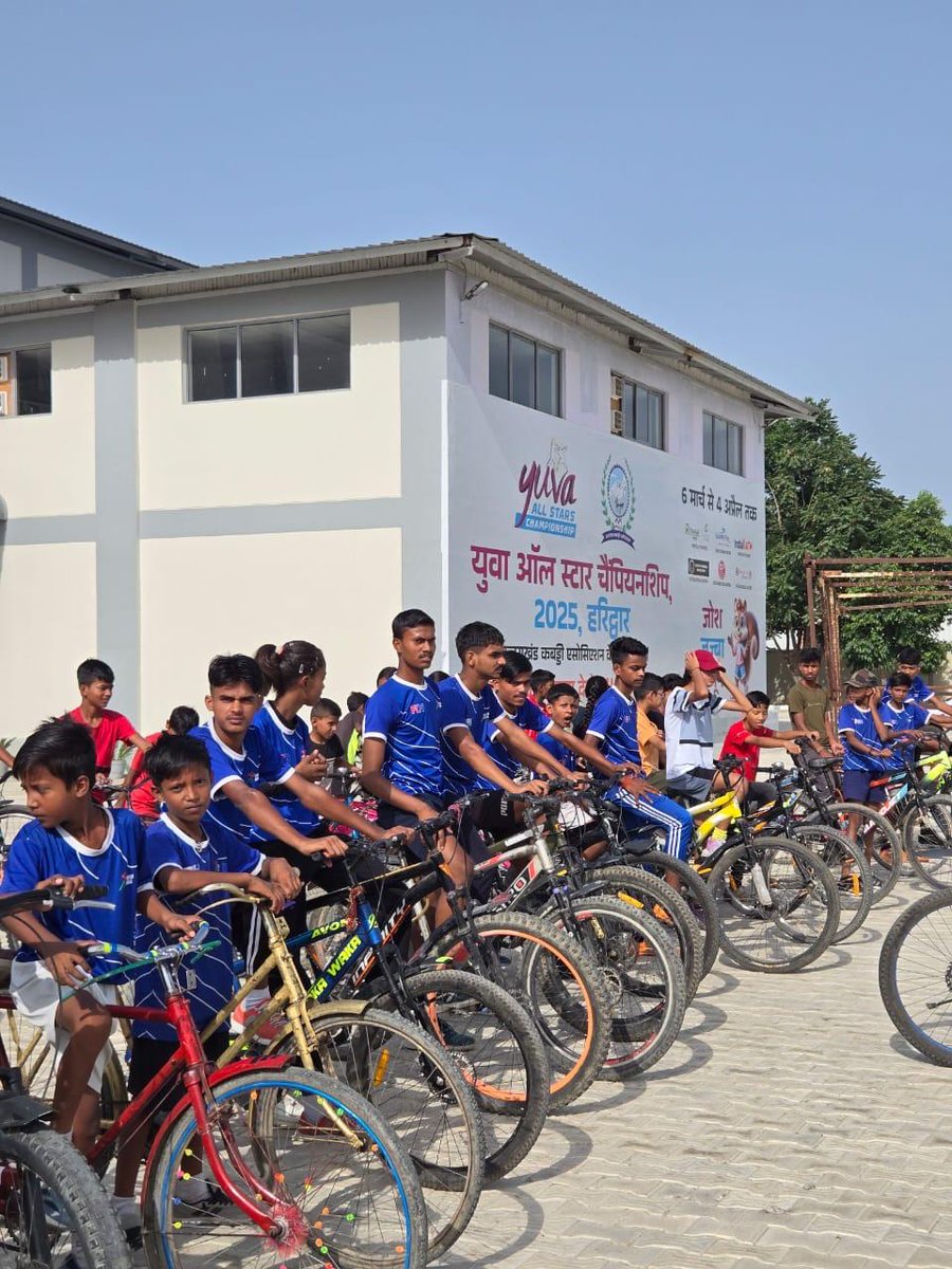 🚴🏾‍♀️🚴🏾Uttarakhand pedalled for fitness, health, and a better tomorrow - with active participation from districts like Dehradun, Nainital, Almora, Haridwar, and more. Swipe to see highlights. ⚡🚲 

#WorldBicycleDay #Cycle #Uttarakhand #Heath #FitIndia #bettertomorrow #Fitness